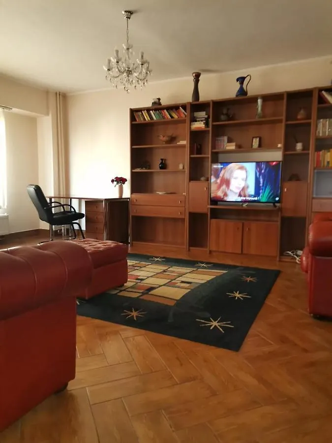 Apartament Central 2 Camere Cu Centrala Βουκουρέστι 0*,