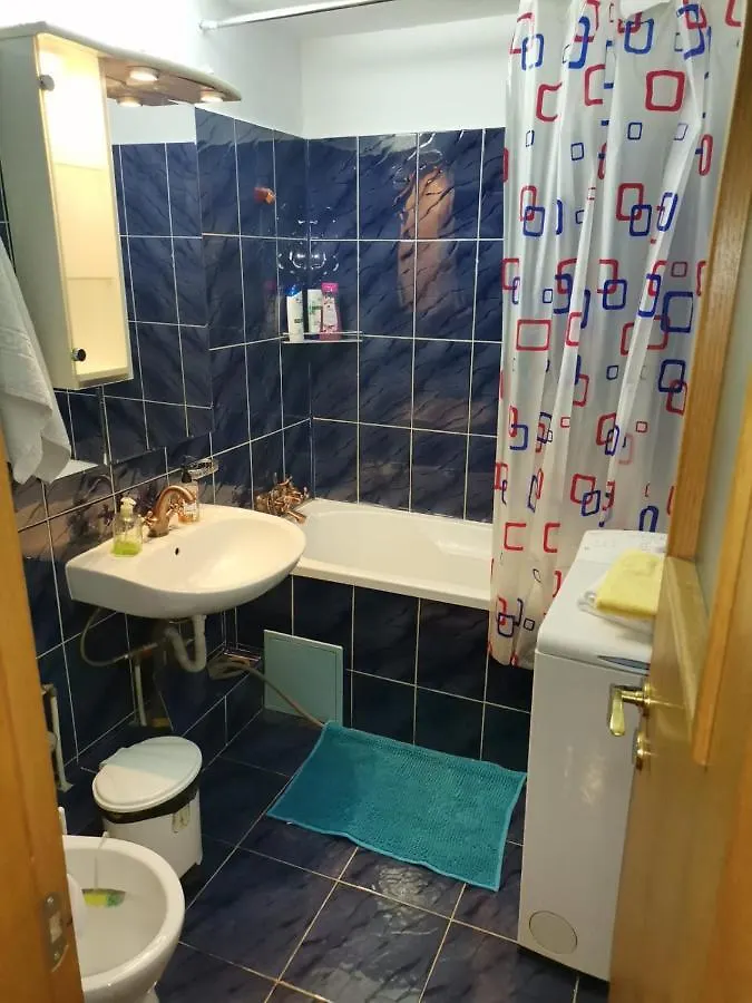 Apartament Central 2 Camere Cu Centrala Bucharest 0*,  Romania